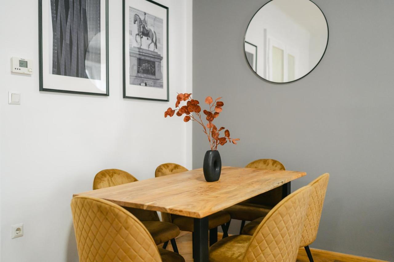Cozy Apt Perfect For 4-6 Tv Metro Self-Checkin Viena Exterior foto